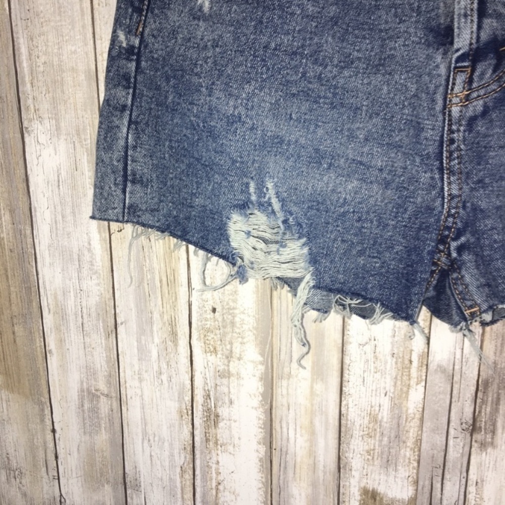 Wild Fable High Rise Cutoff Denim Distressed Shorts - Picture 3 of 6